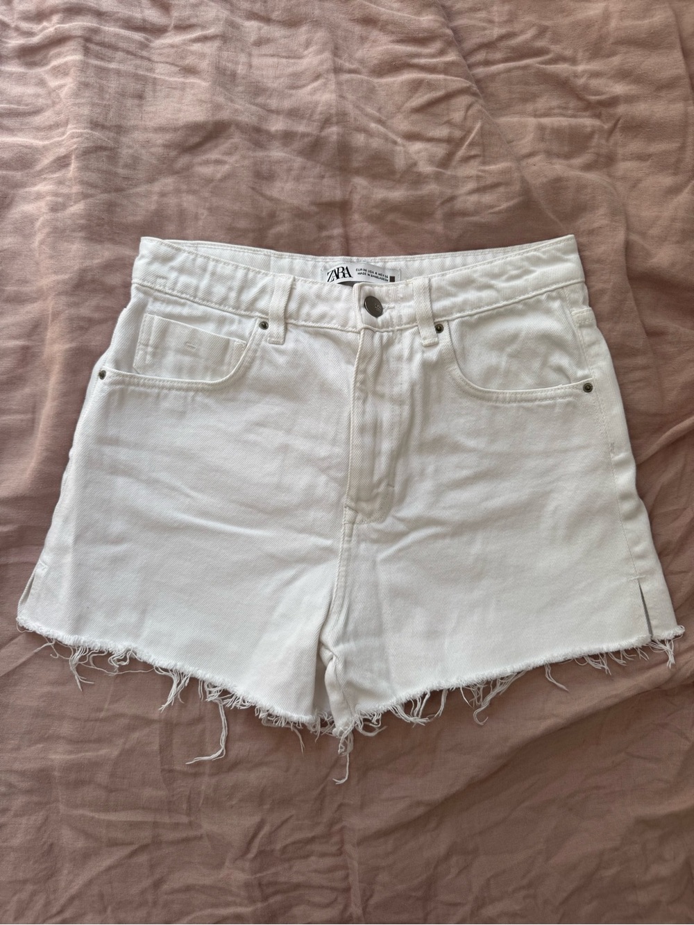 ZARA White Frayed Hem Denim Shorts